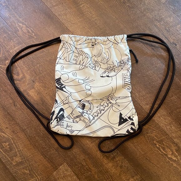 Nike Heritage Gym Bag - Picture 2 of 6